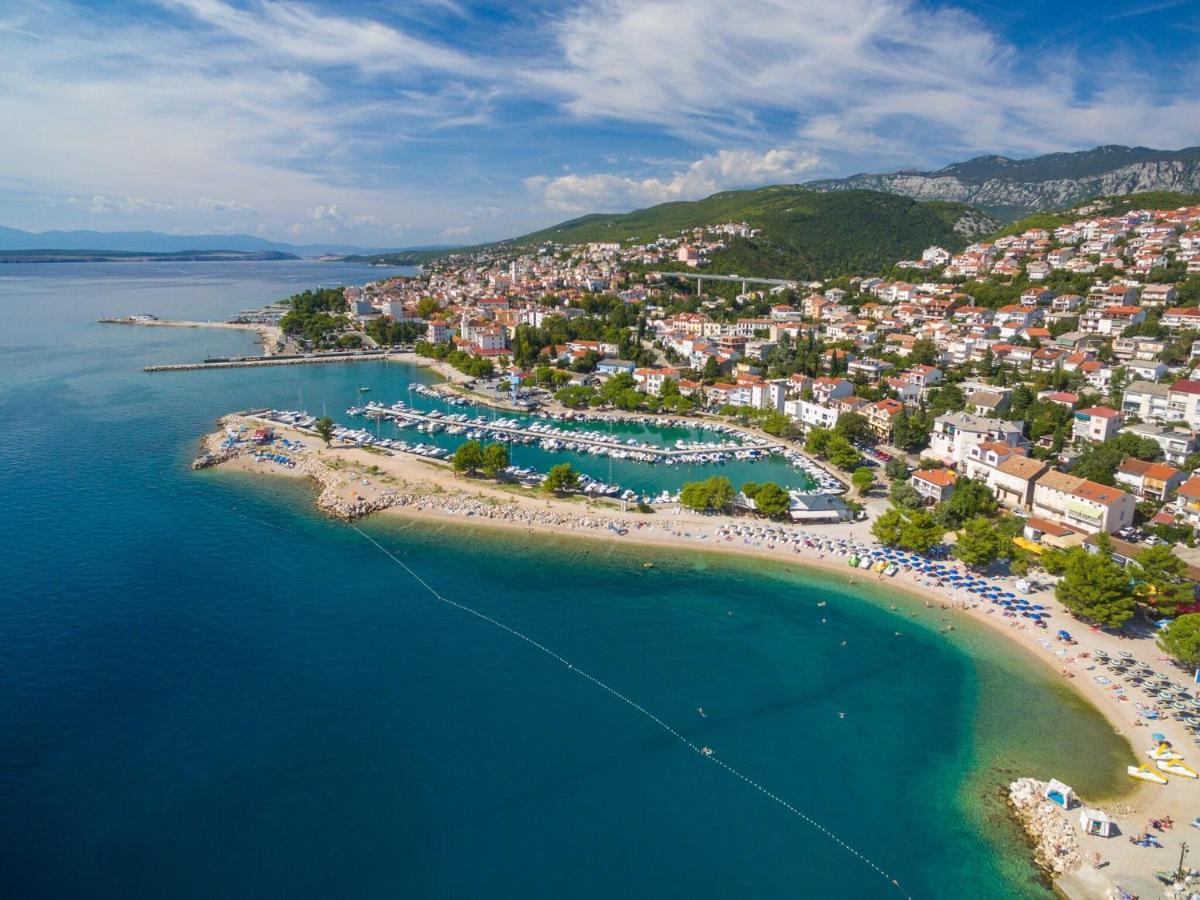 Apartments Hana Crikvenica Luaran gambar