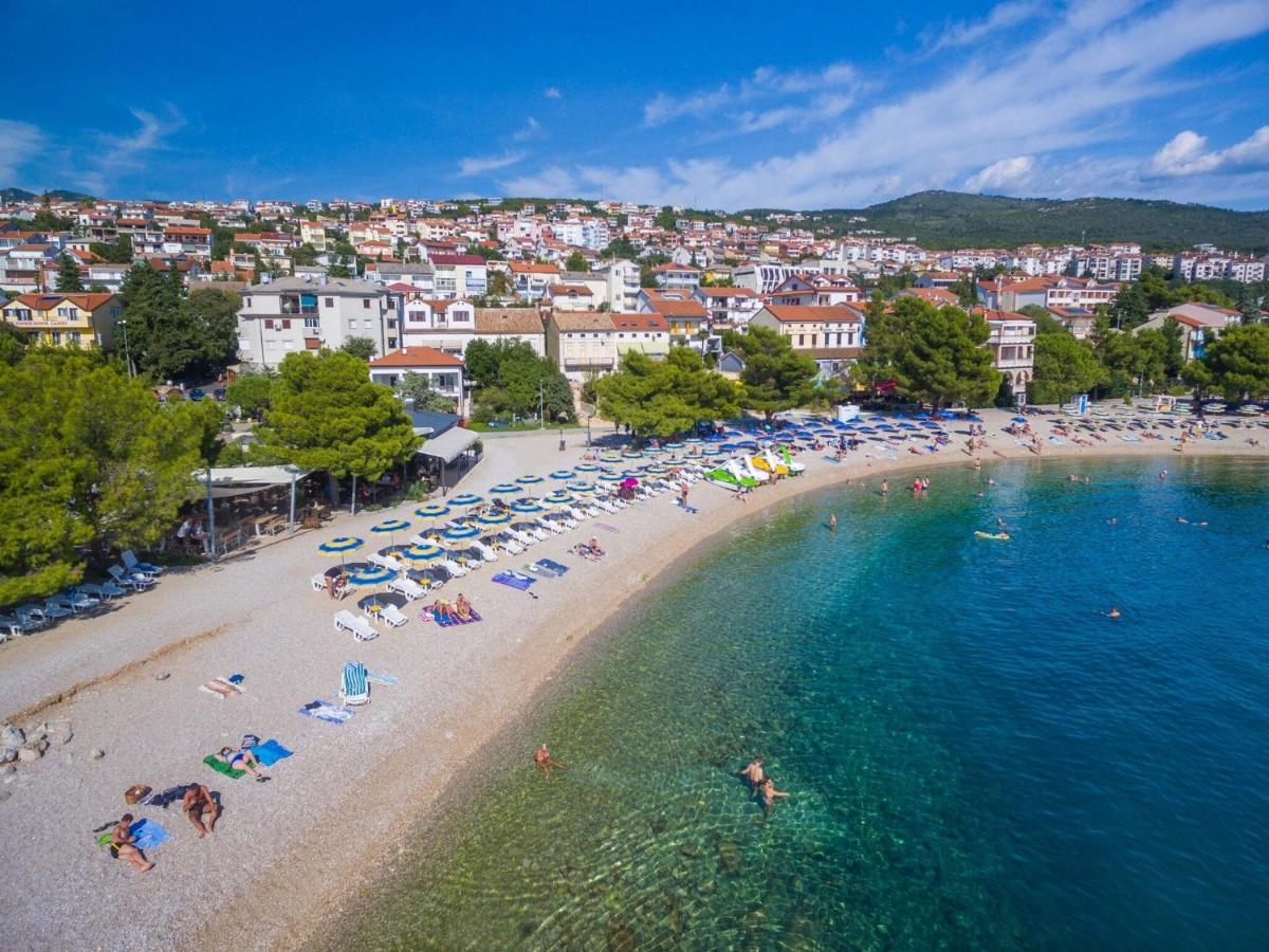 Apartments Hana Crikvenica Luaran gambar