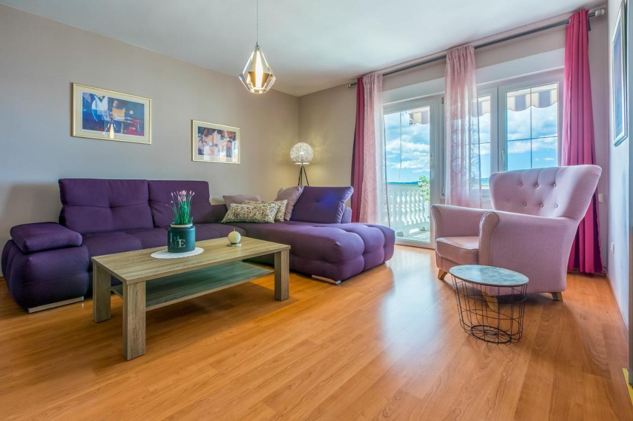 Apartments Hana Crikvenica Luaran gambar