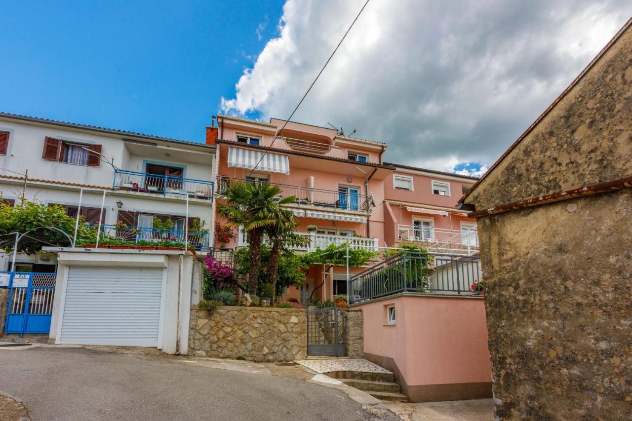 Apartments Hana Crikvenica Luaran gambar